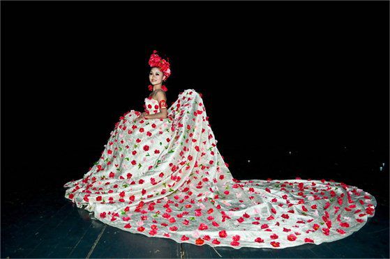 美容美发(fā)化妆比赛作品 美容美发化妆比赛作品(pǐn)
