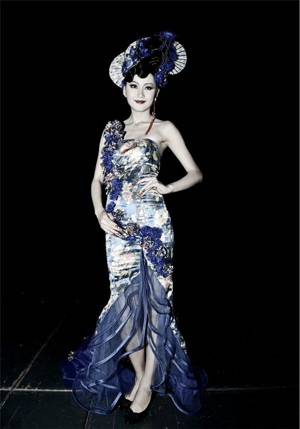 美容(róng)美发化妆比赛(sài)作品(pǐn) 美容美发(fā)化(huà)妆比赛作品