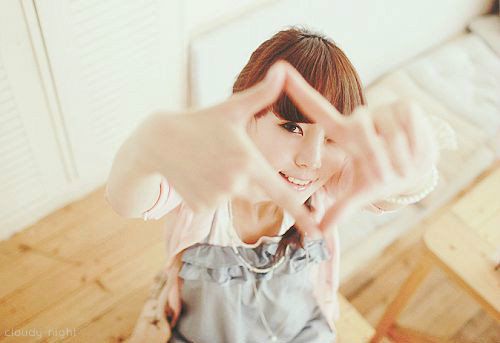 拍照姿势大(dà)全 拍照姿(zī)势大(dà)全